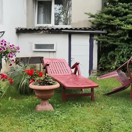 Kambario Nuoma Namelyje Botel